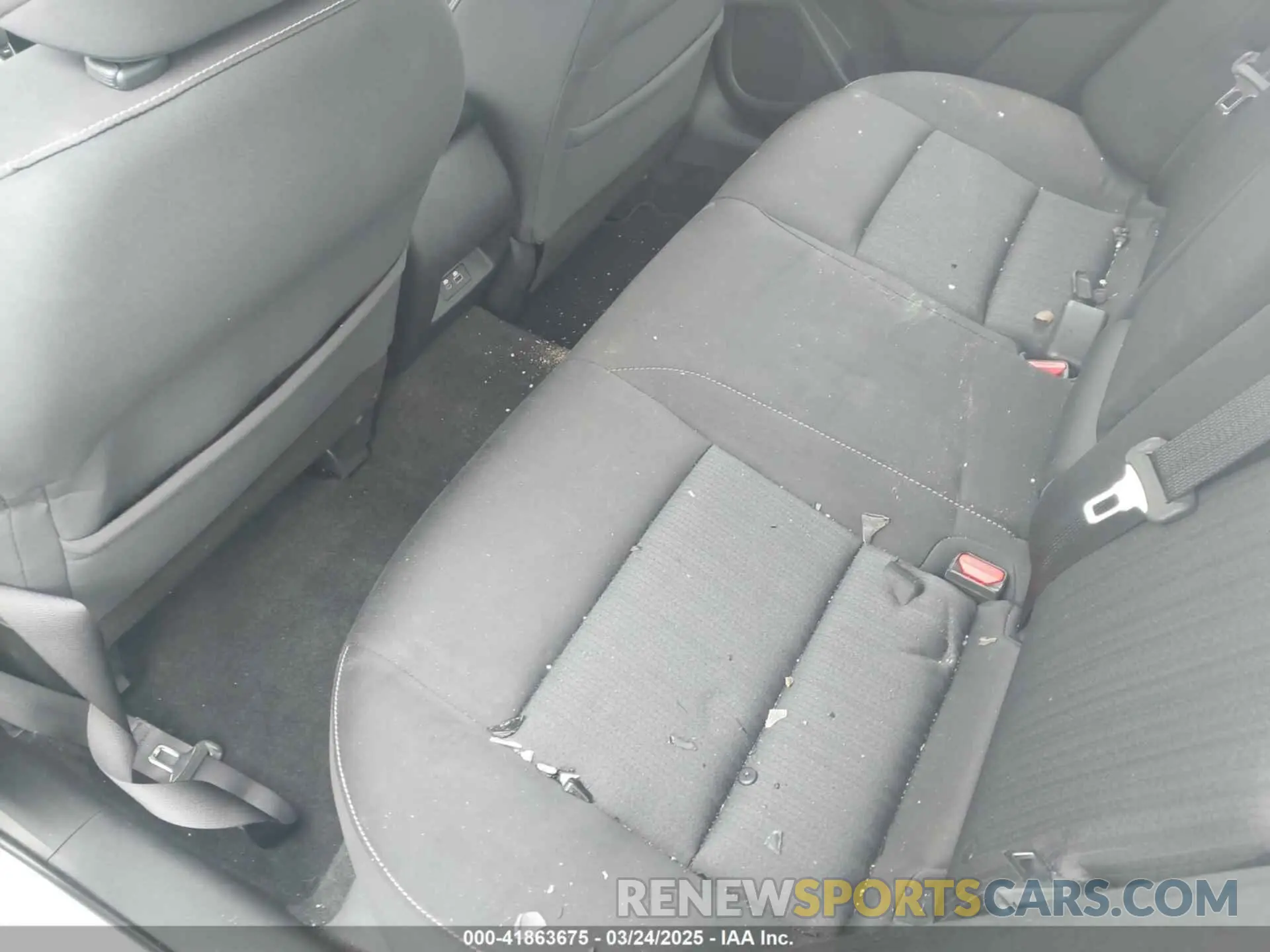 8 Photograph of a damaged car 1N4BL4BV0KC254007 NISSAN ALTIMA 2019