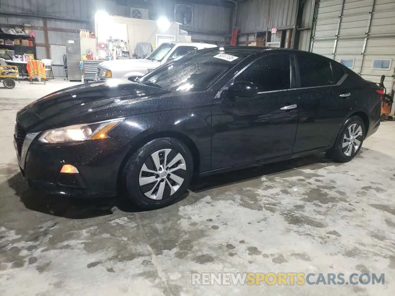 1 Photograph of a damaged car 1N4BL4BV0KC254511 NISSAN ALTIMA 2019