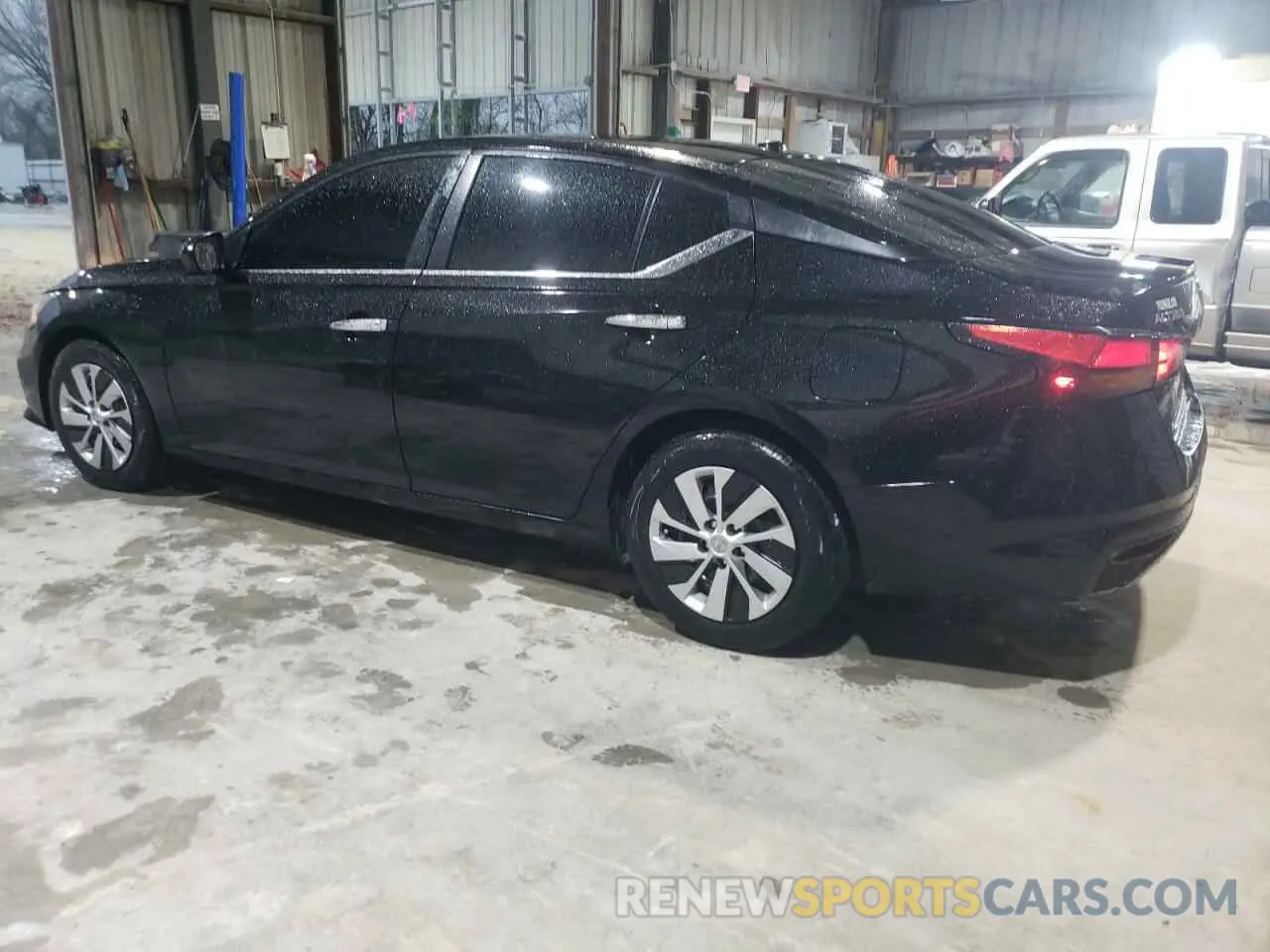 2 Photograph of a damaged car 1N4BL4BV0KC254511 NISSAN ALTIMA 2019