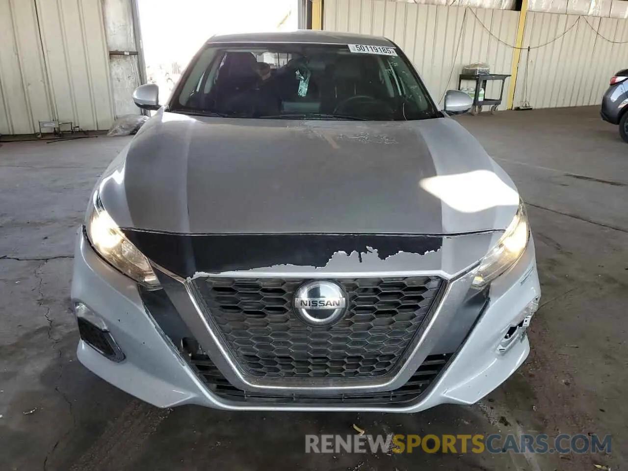 5 Photograph of a damaged car 1N4BL4BV0KC259353 NISSAN ALTIMA 2019