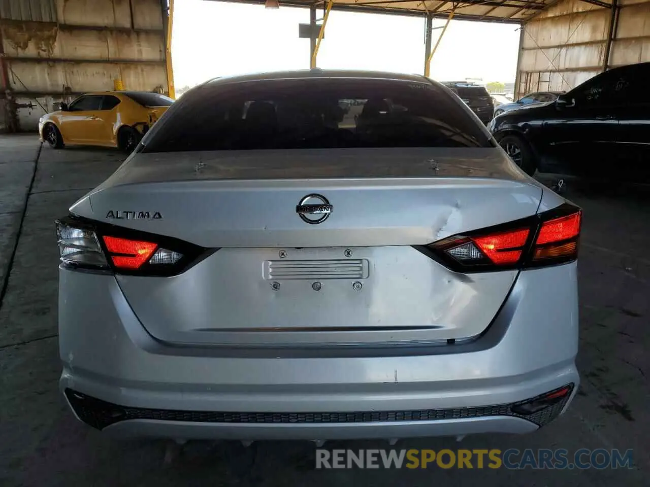 6 Photograph of a damaged car 1N4BL4BV0KC259353 NISSAN ALTIMA 2019
