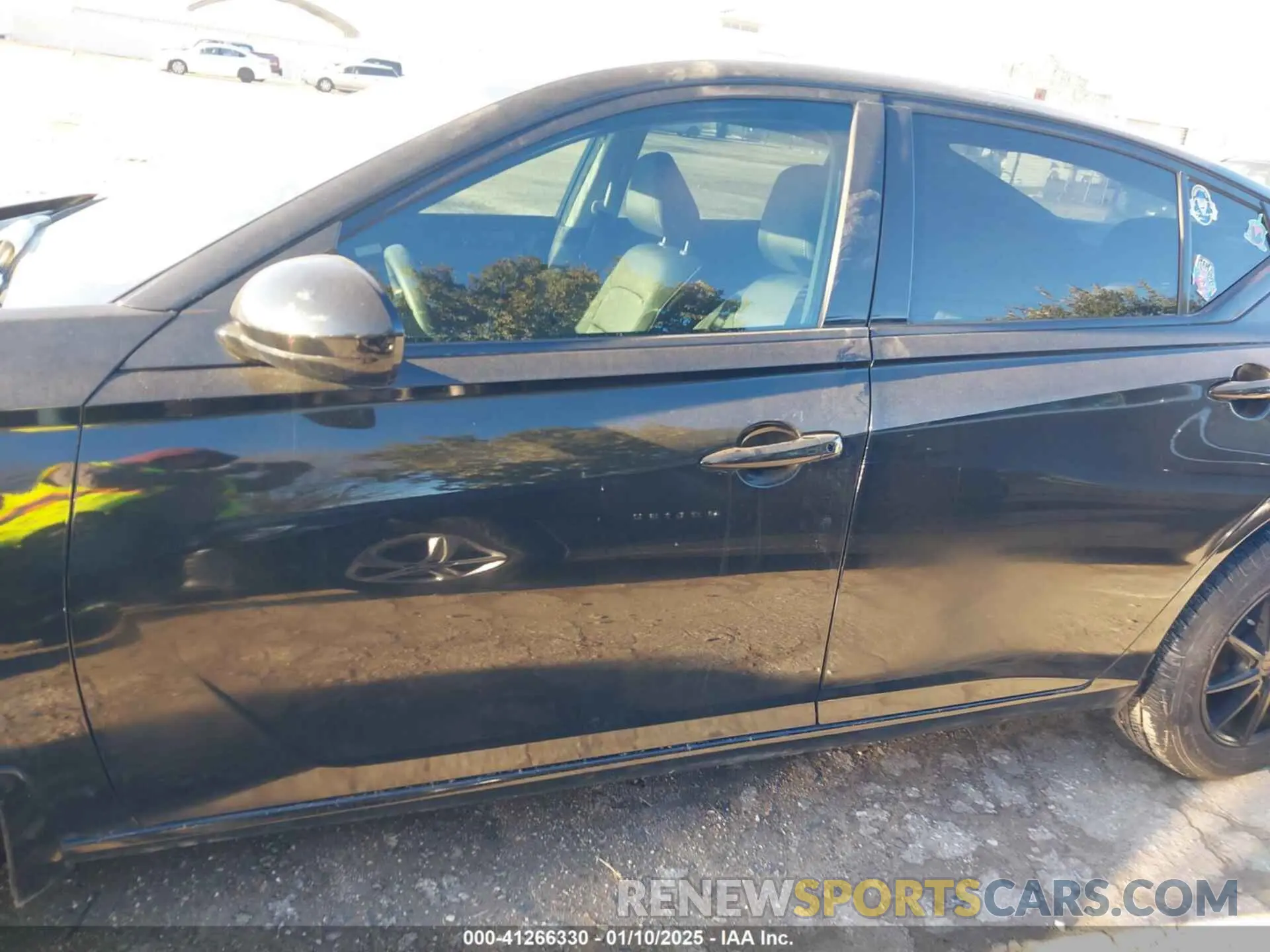 15 Photograph of a damaged car 1N4BL4BV1KC103953 NISSAN ALTIMA 2019