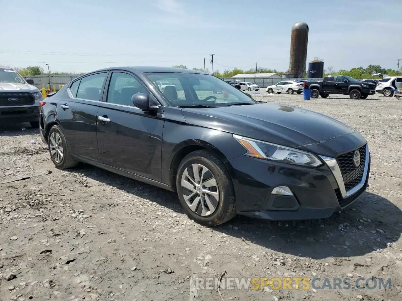 4 Photograph of a damaged car 1N4BL4BV1KC110935 NISSAN ALTIMA 2019