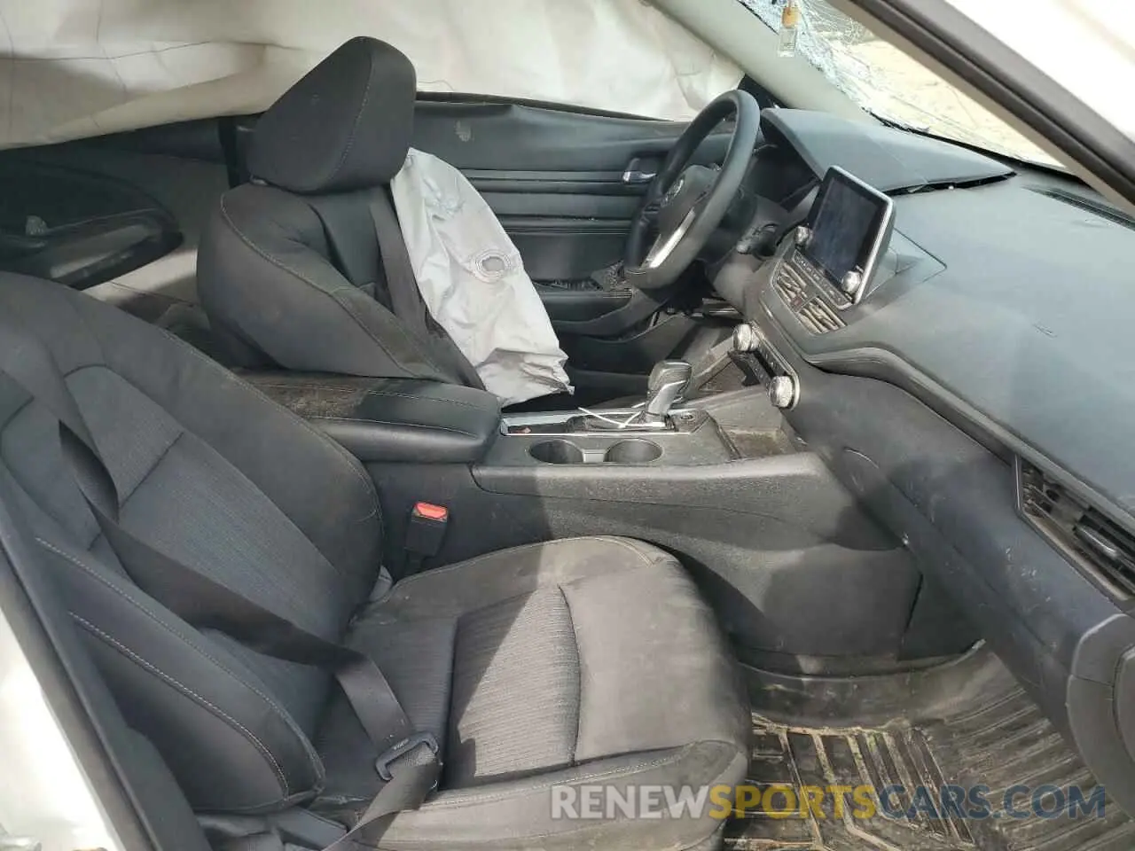 7 Photograph of a damaged car 1N4BL4BV1KC114161 NISSAN ALTIMA 2019