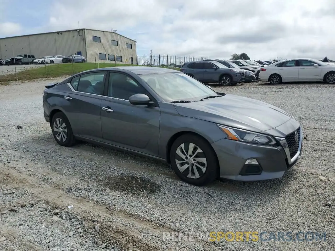 4 Photograph of a damaged car 1N4BL4BV1KC120588 NISSAN ALTIMA 2019