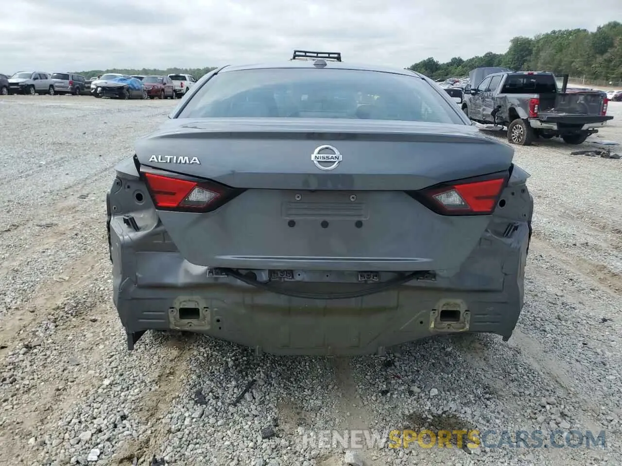 6 Photograph of a damaged car 1N4BL4BV1KC120588 NISSAN ALTIMA 2019