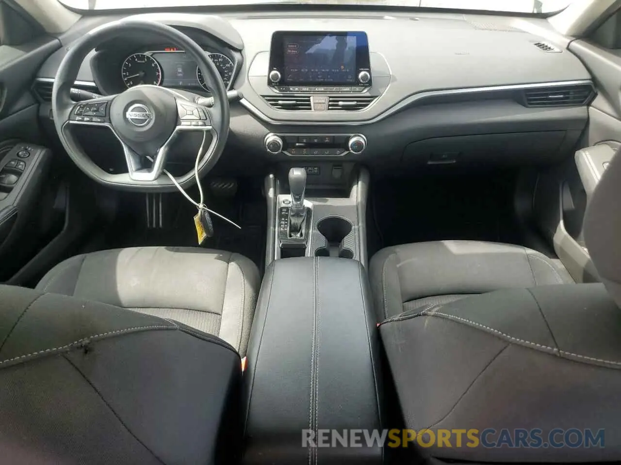 8 Photograph of a damaged car 1N4BL4BV1KC120588 NISSAN ALTIMA 2019