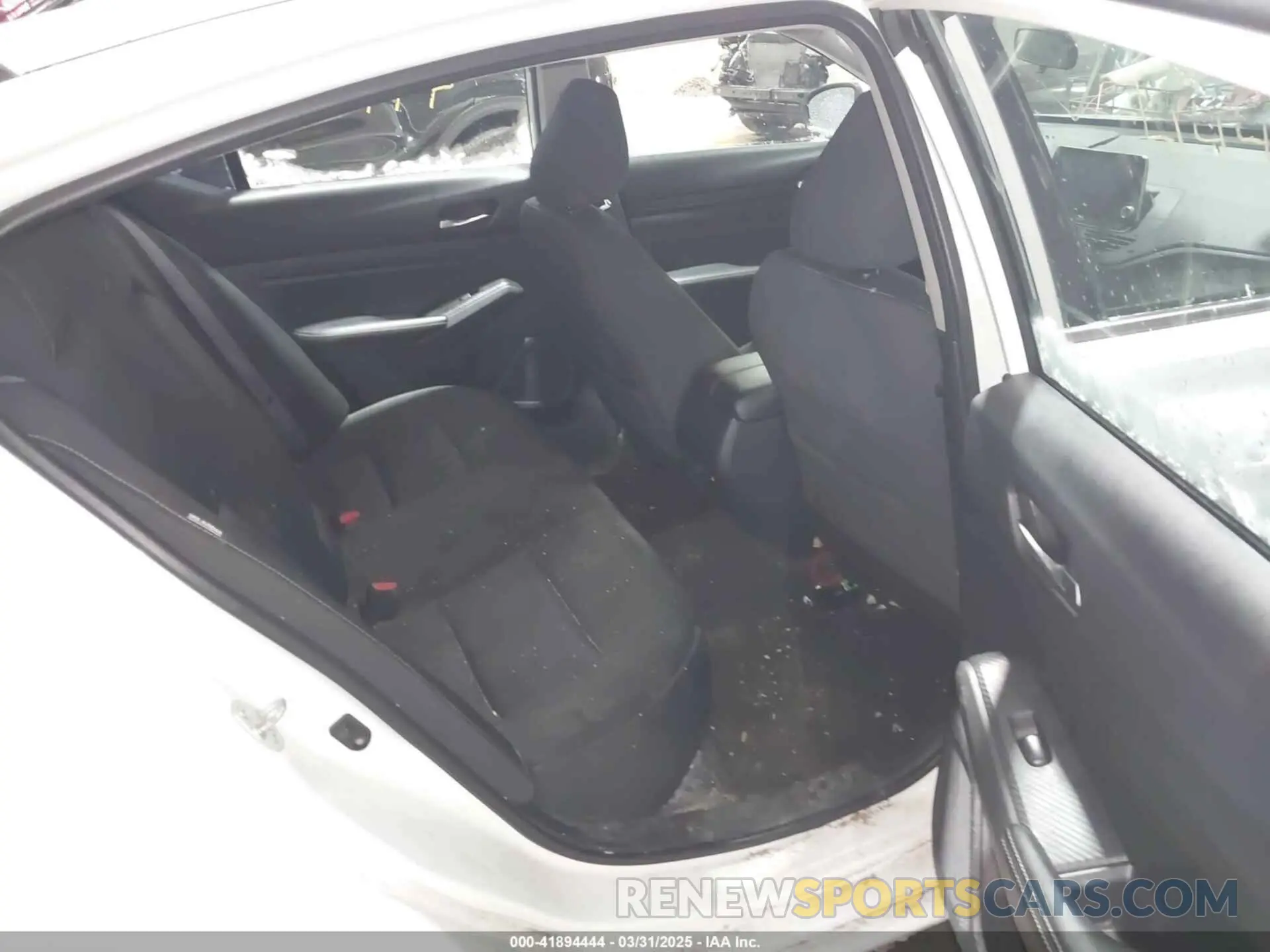 8 Photograph of a damaged car 1N4BL4BV1KC129923 NISSAN ALTIMA 2019