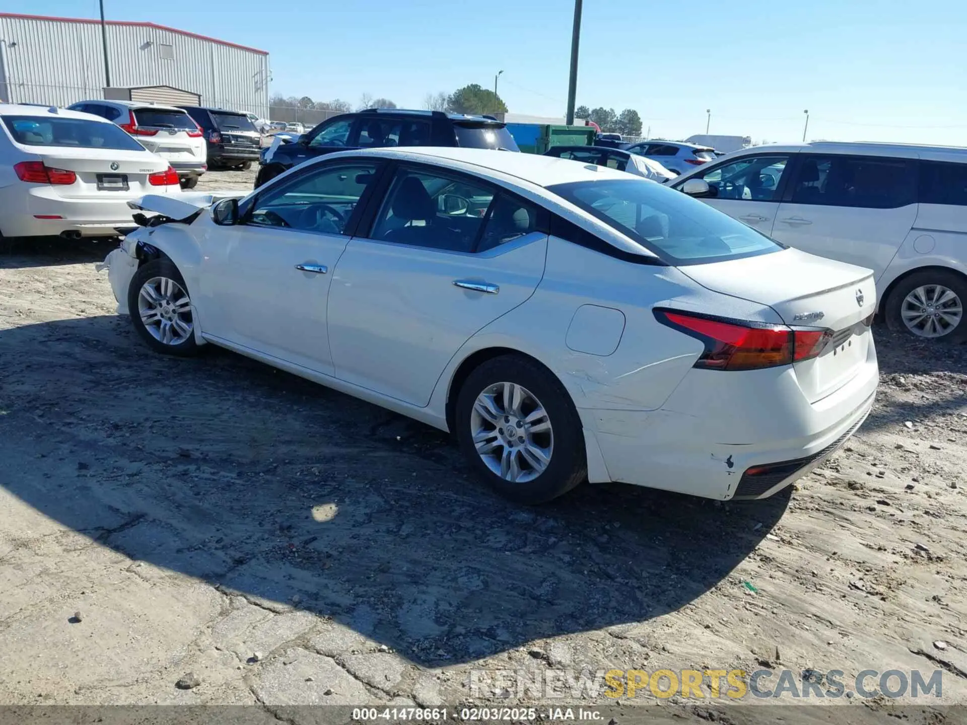 3 Photograph of a damaged car 1N4BL4BV1KC139318 NISSAN ALTIMA 2019