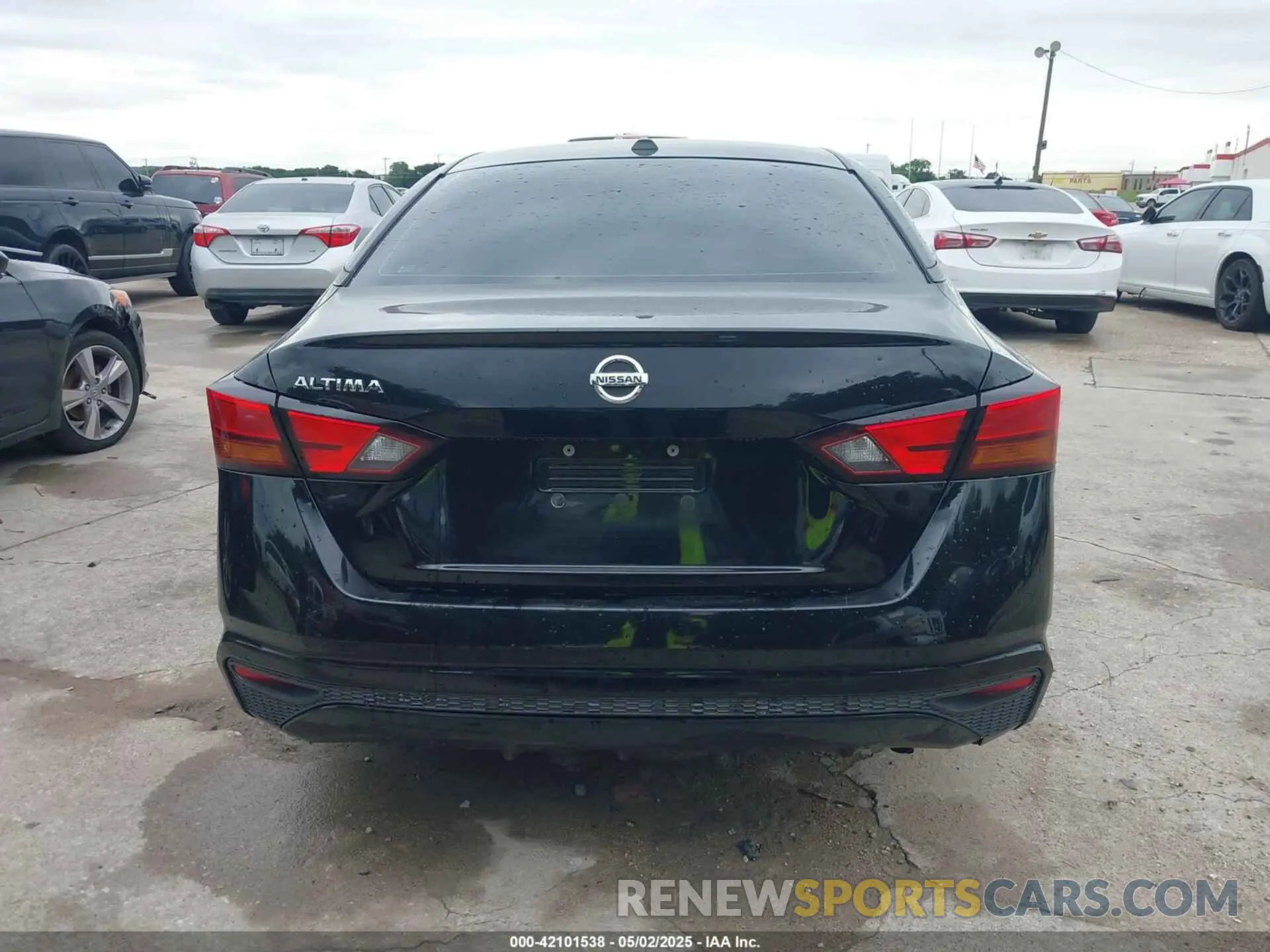 16 Photograph of a damaged car 1N4BL4BV1KC144678 NISSAN ALTIMA 2019