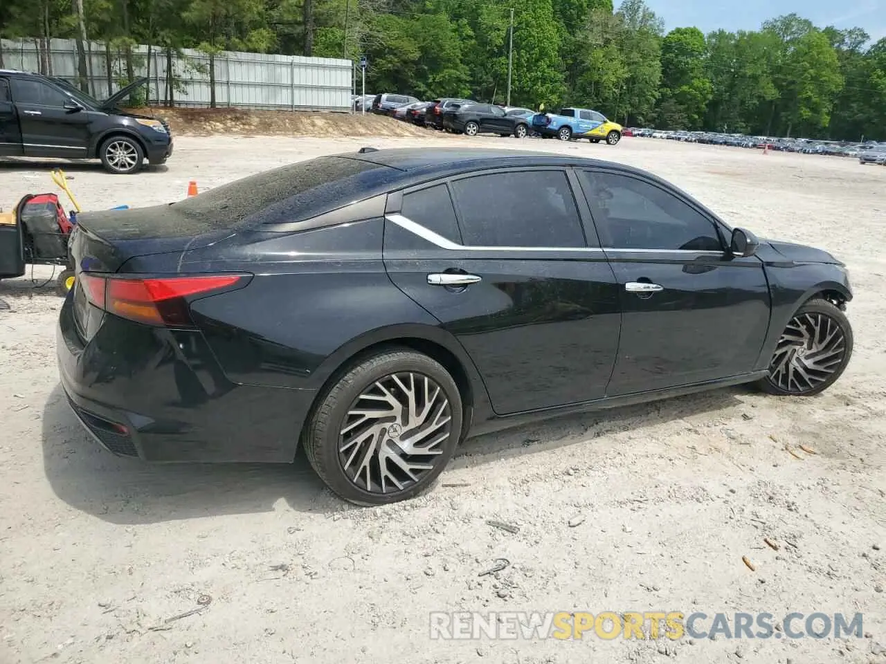 3 Photograph of a damaged car 1N4BL4BV1KC148441 NISSAN ALTIMA 2019