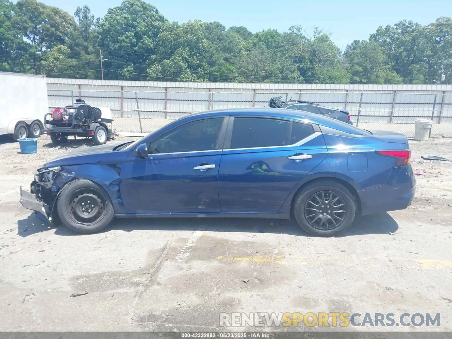 14 Photograph of a damaged car 1N4BL4BV1KC153719 NISSAN ALTIMA 2019