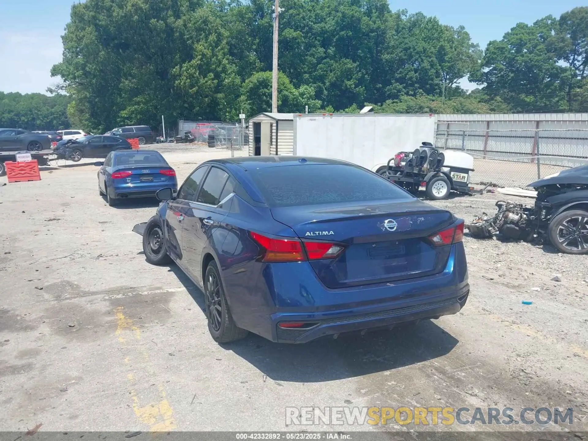 3 Photograph of a damaged car 1N4BL4BV1KC153719 NISSAN ALTIMA 2019