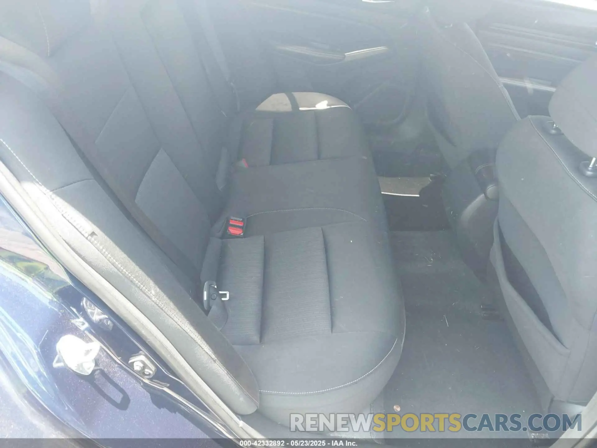 8 Photograph of a damaged car 1N4BL4BV1KC153719 NISSAN ALTIMA 2019