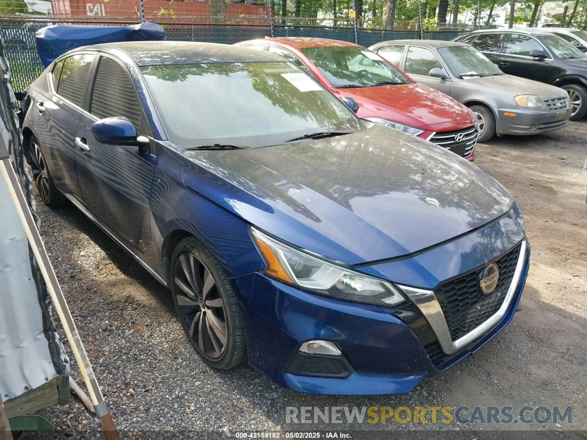 1 Photograph of a damaged car 1N4BL4BV1KC153753 NISSAN ALTIMA 2019