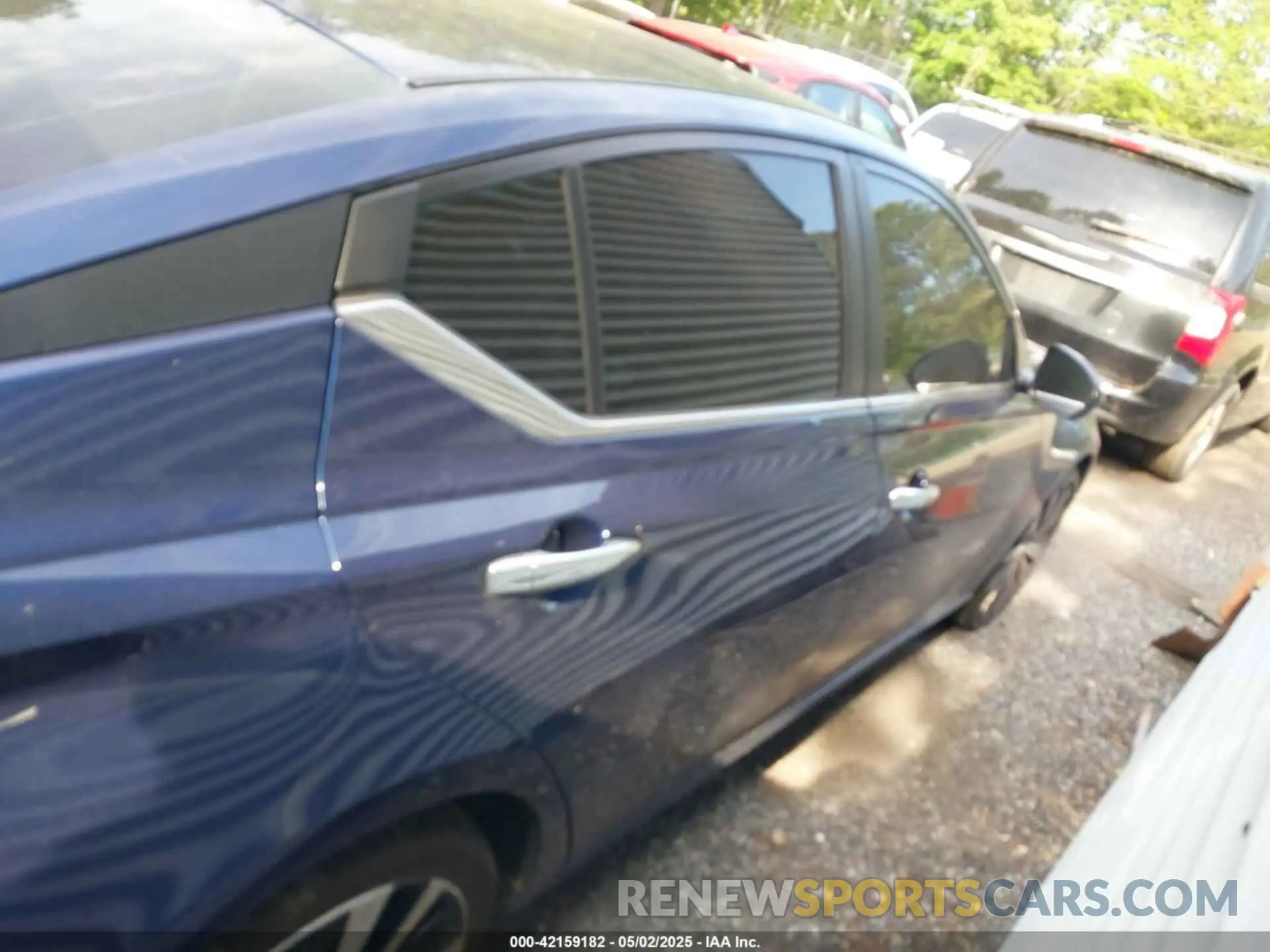 13 Photograph of a damaged car 1N4BL4BV1KC153753 NISSAN ALTIMA 2019