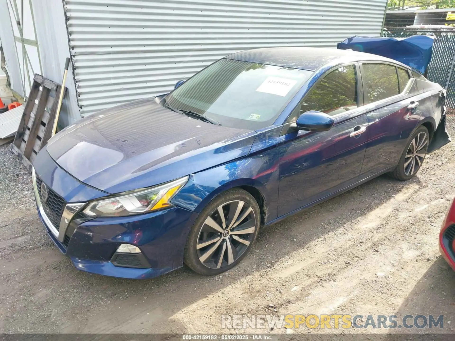 2 Photograph of a damaged car 1N4BL4BV1KC153753 NISSAN ALTIMA 2019