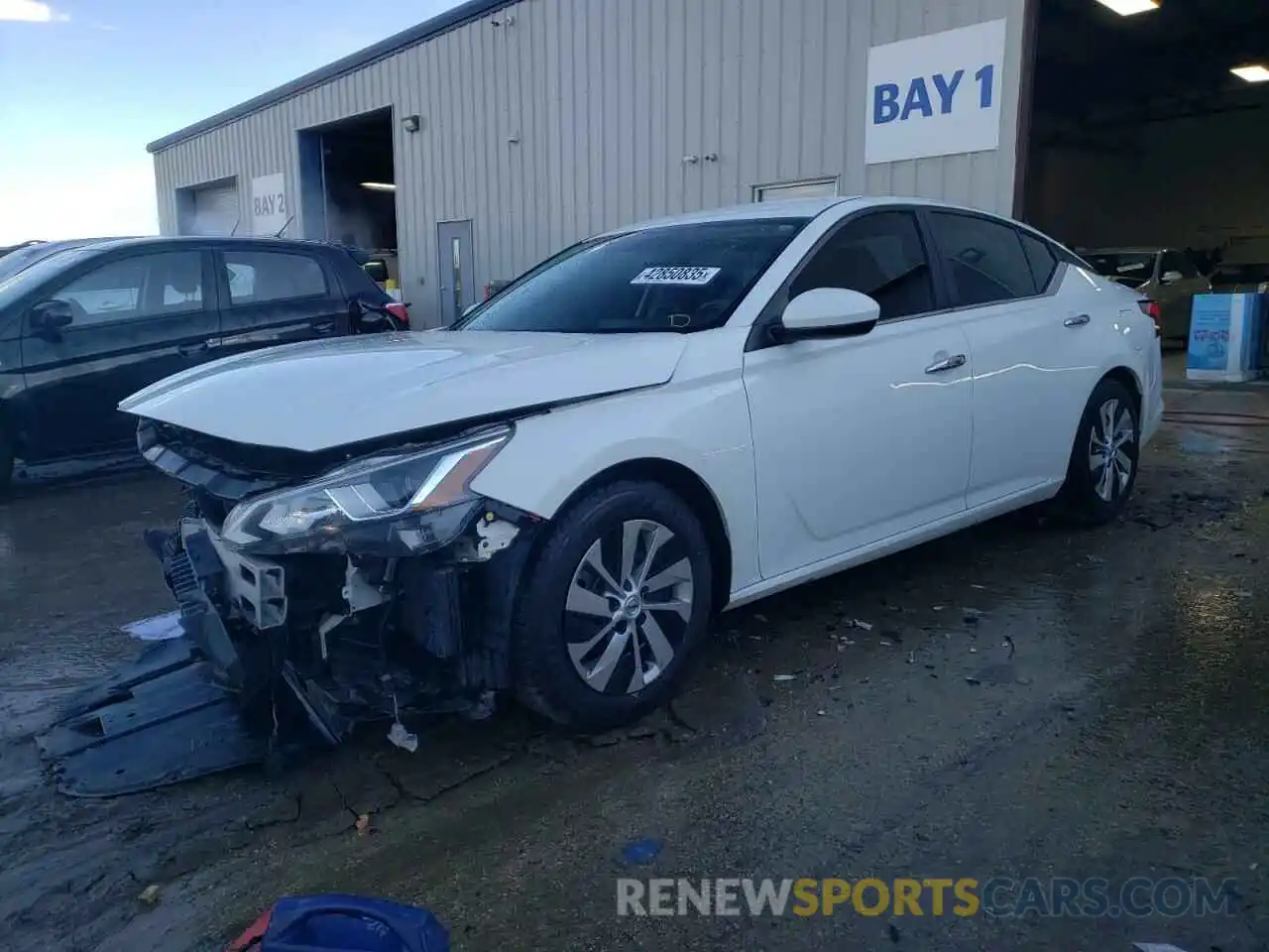 1 Photograph of a damaged car 1N4BL4BV1KC154580 NISSAN ALTIMA 2019