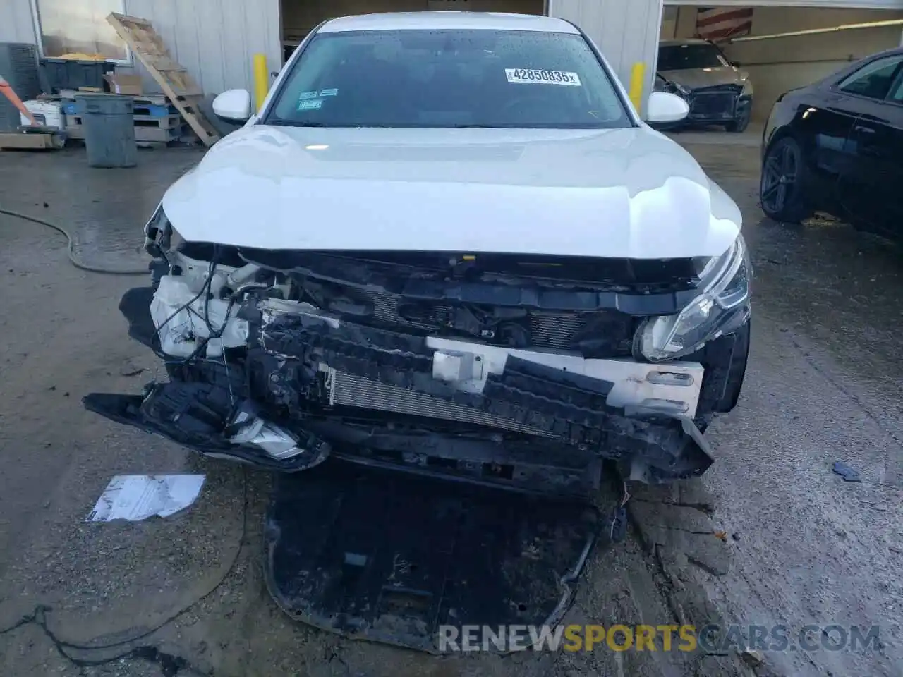 5 Photograph of a damaged car 1N4BL4BV1KC154580 NISSAN ALTIMA 2019