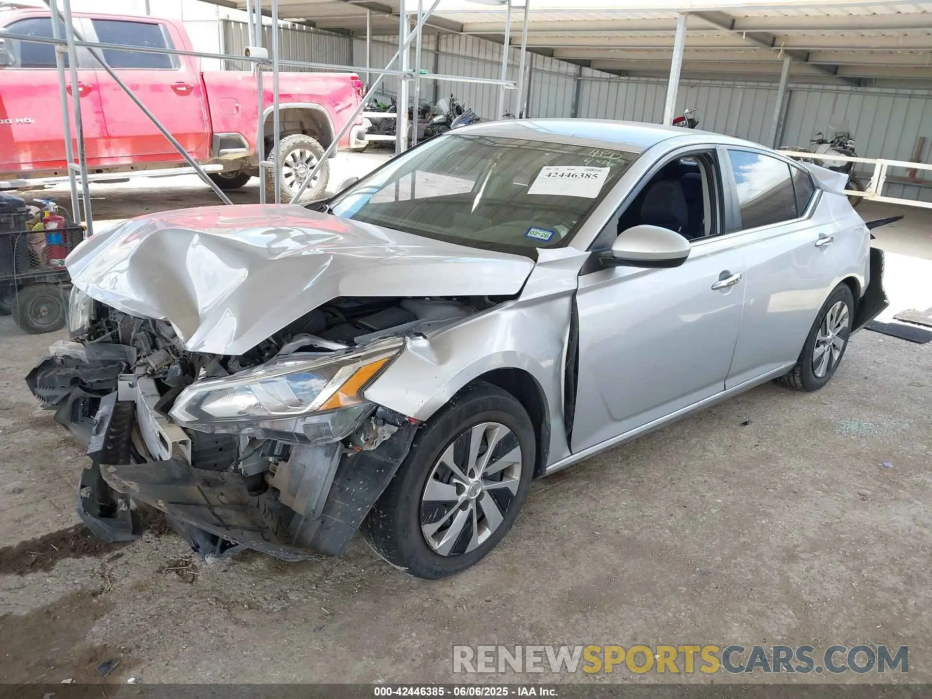 2 Photograph of a damaged car 1N4BL4BV1KC164543 NISSAN ALTIMA 2019