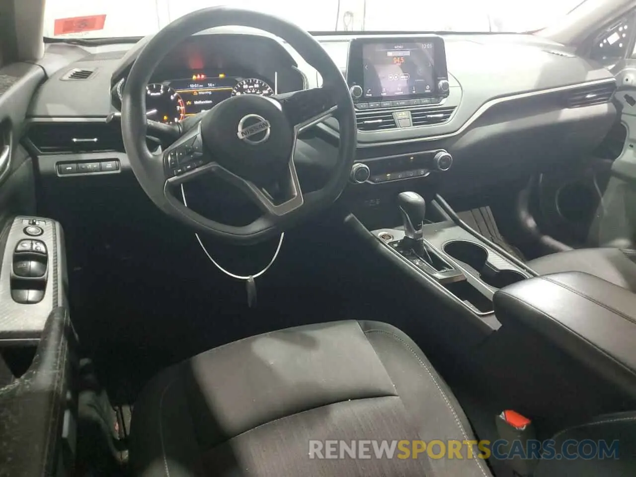 8 Photograph of a damaged car 1N4BL4BV1KC165269 NISSAN ALTIMA 2019