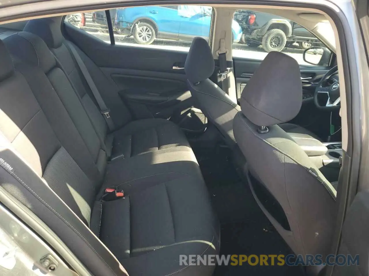 10 Photograph of a damaged car 1N4BL4BV1KC190804 NISSAN ALTIMA 2019