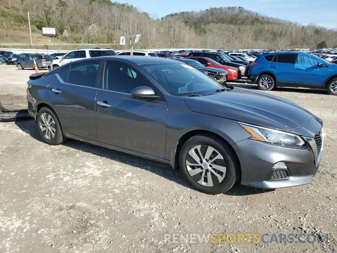 4 Photograph of a damaged car 1N4BL4BV1KC190804 NISSAN ALTIMA 2019