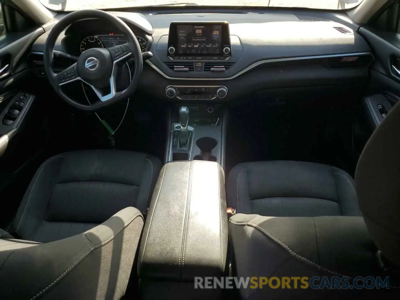 8 Photograph of a damaged car 1N4BL4BV1KC190804 NISSAN ALTIMA 2019