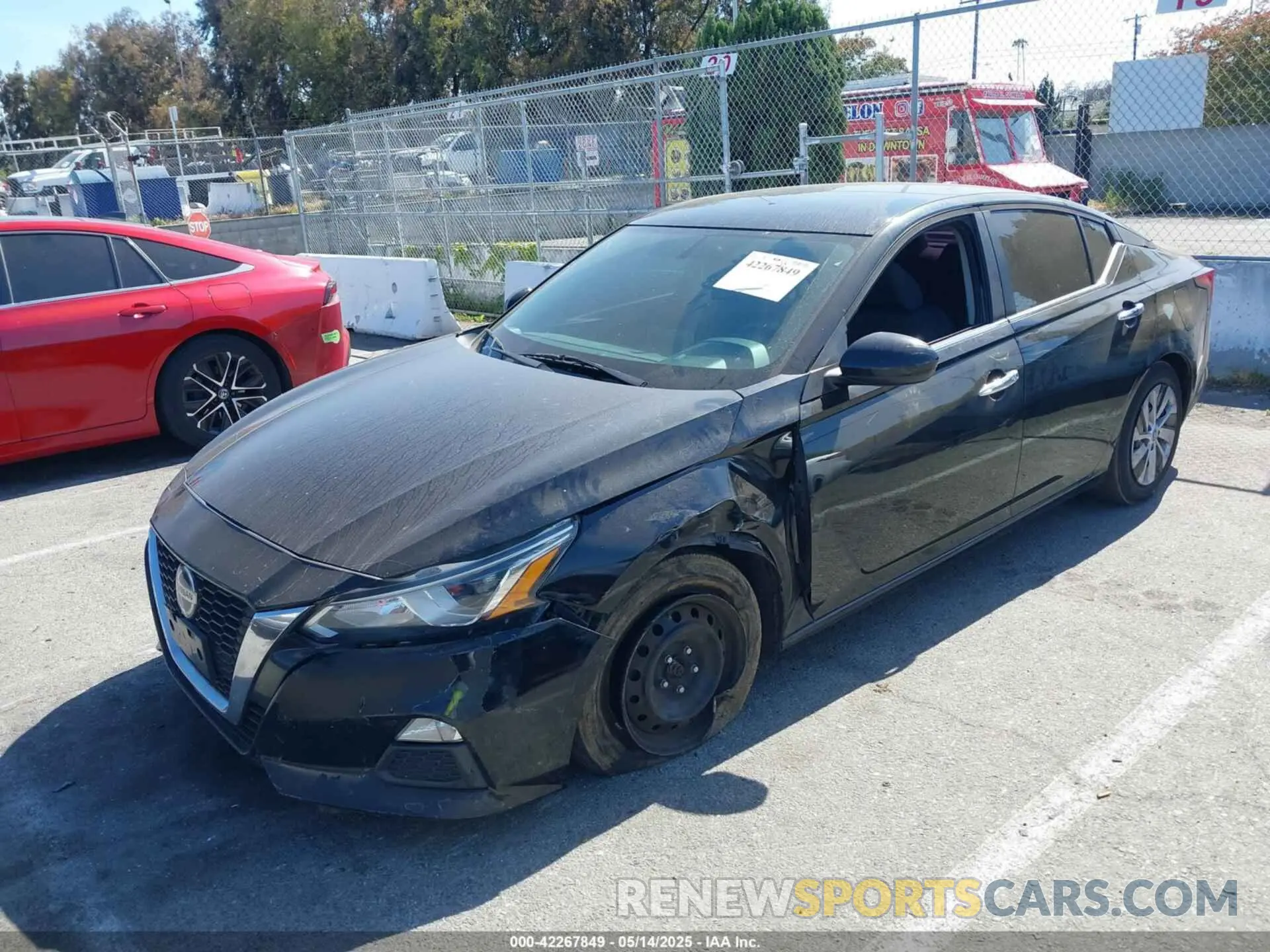 2 Photograph of a damaged car 1N4BL4BV1KC197705 NISSAN ALTIMA 2019