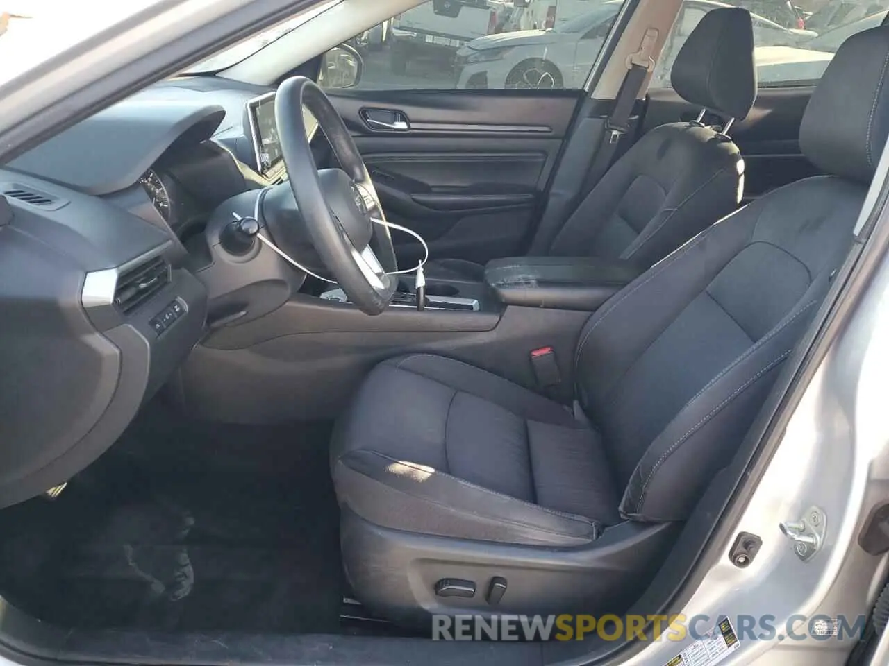 7 Photograph of a damaged car 1N4BL4BV1KC204152 NISSAN ALTIMA 2019