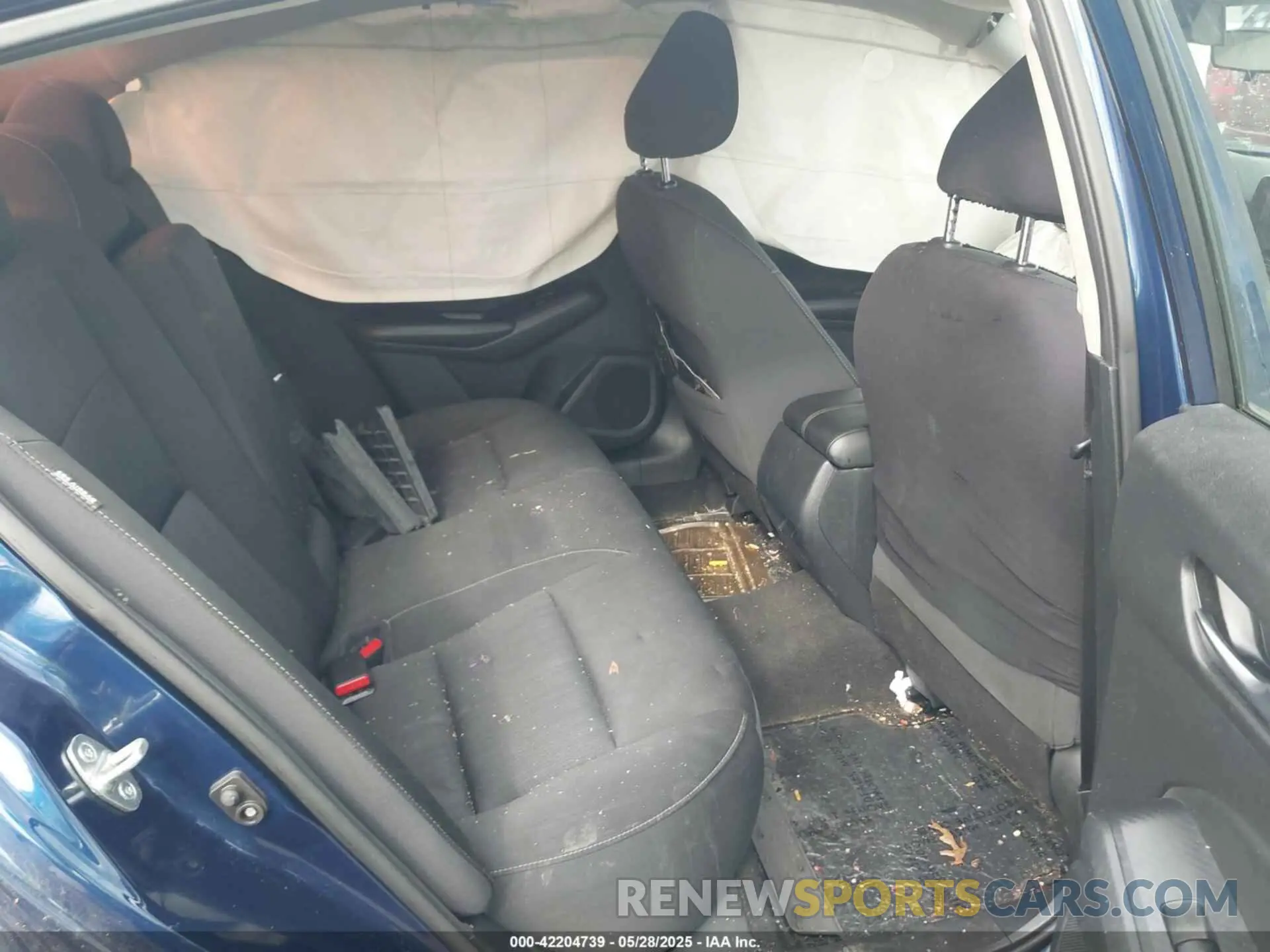 8 Photograph of a damaged car 1N4BL4BV1KC207343 NISSAN ALTIMA 2019