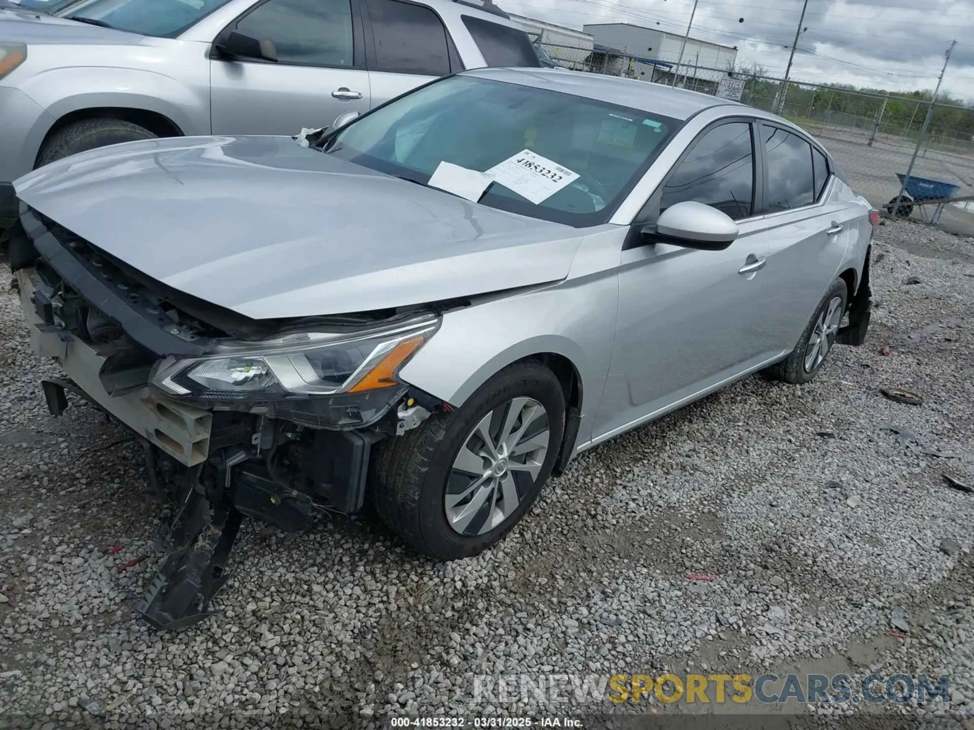 2 Photograph of a damaged car 1N4BL4BV1KC219217 NISSAN ALTIMA 2019