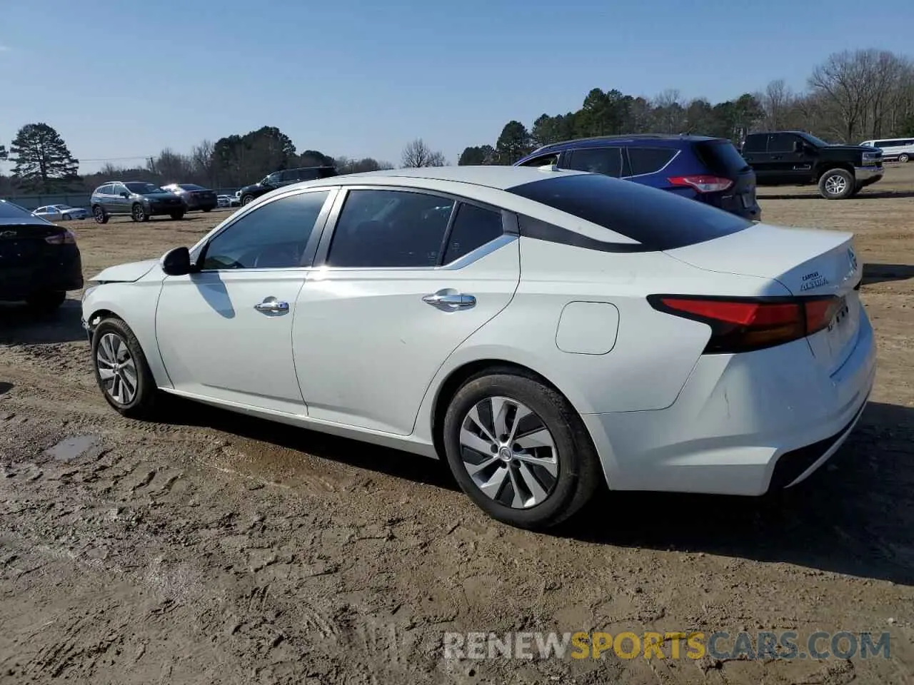 2 Photograph of a damaged car 1N4BL4BV1KC221288 NISSAN ALTIMA 2019