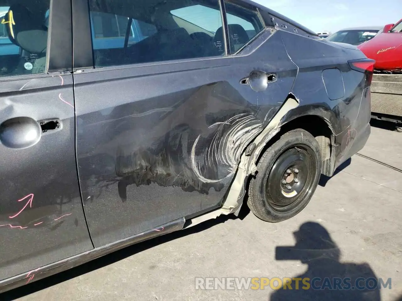 9 Photograph of a damaged car 1N4BL4BV1KN300576 NISSAN ALTIMA 2019