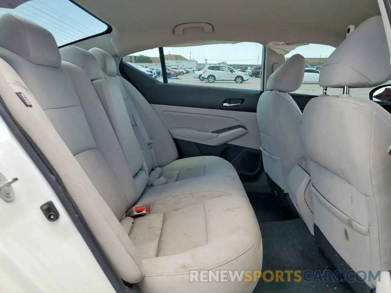 10 Photograph of a damaged car 1N4BL4BV1KN301503 NISSAN ALTIMA 2019