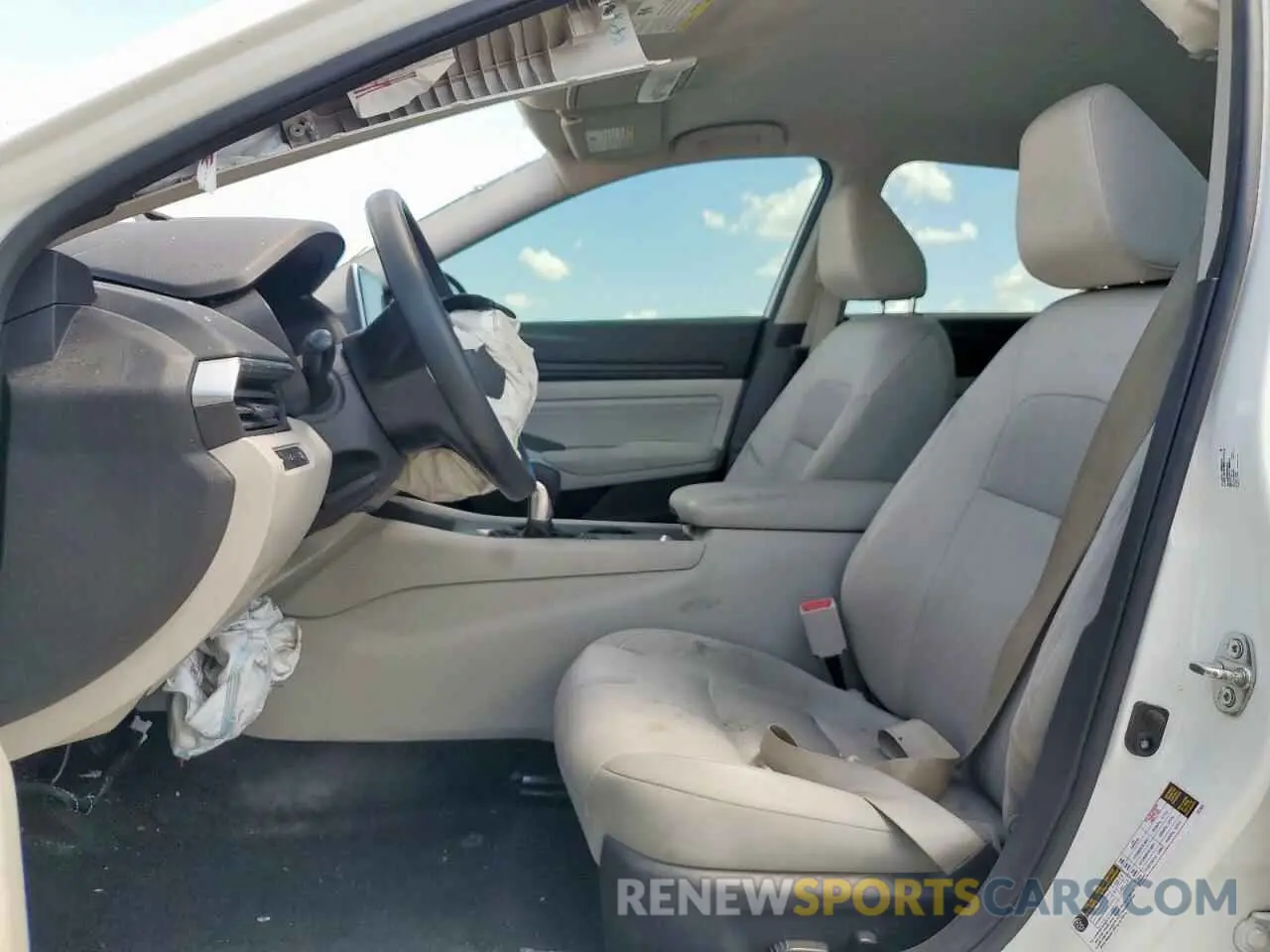7 Photograph of a damaged car 1N4BL4BV1KN301503 NISSAN ALTIMA 2019