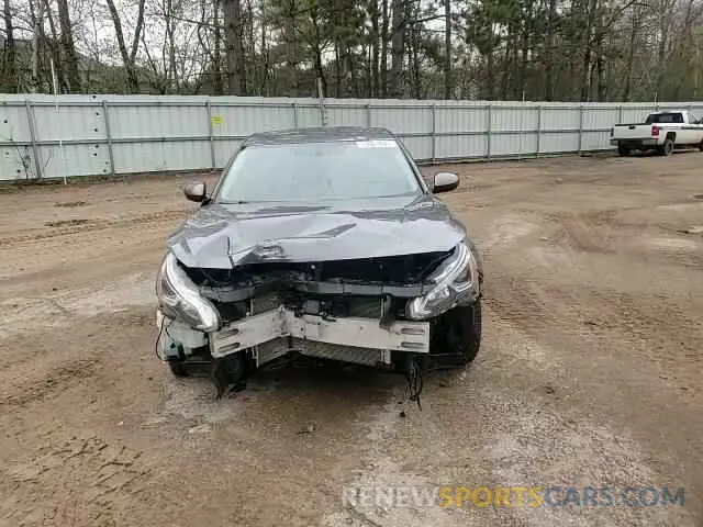 13 Photograph of a damaged car 1N4BL4BV2KC110328 NISSAN ALTIMA 2019