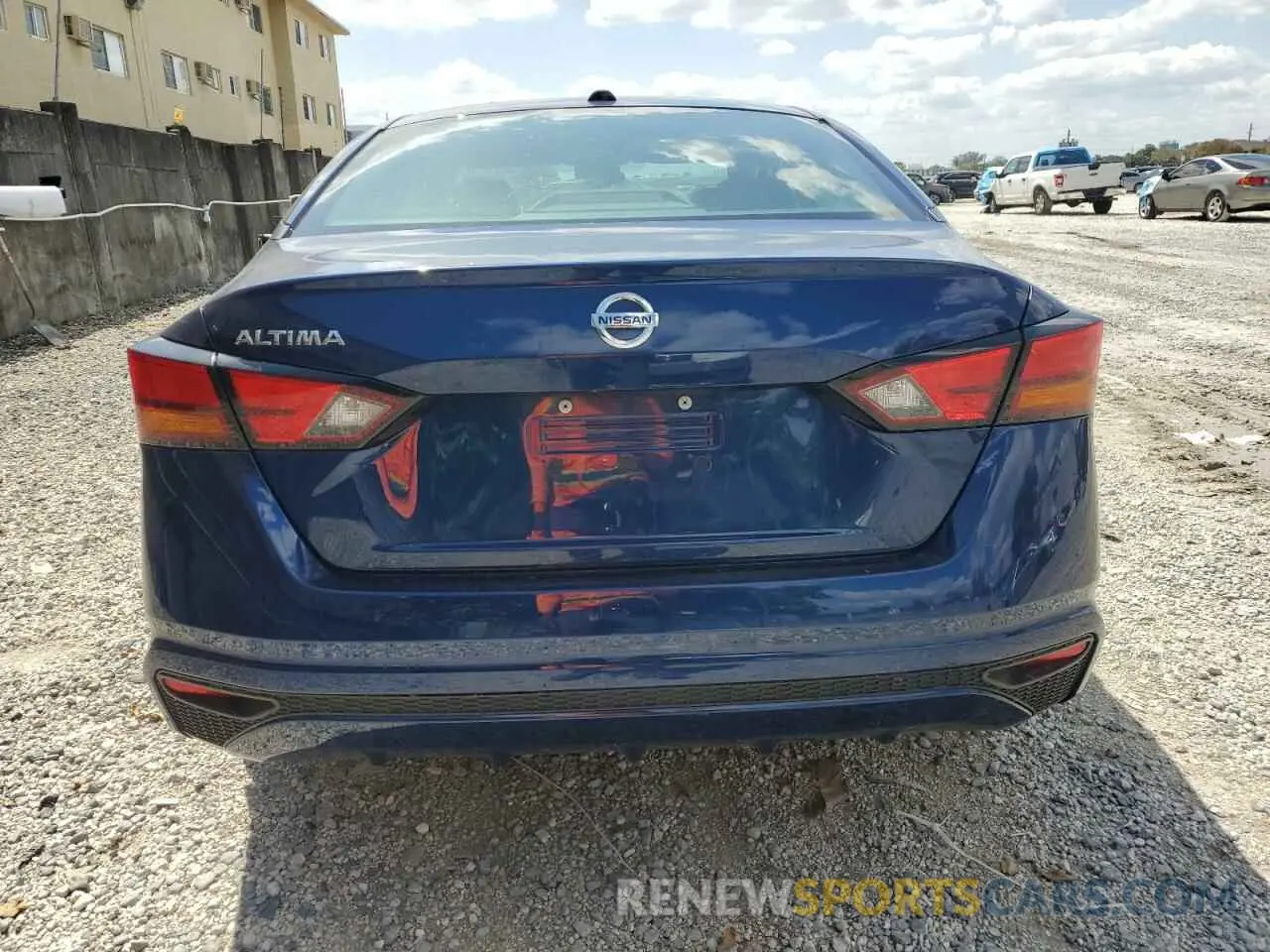 6 Photograph of a damaged car 1N4BL4BV2KC130563 NISSAN ALTIMA 2019