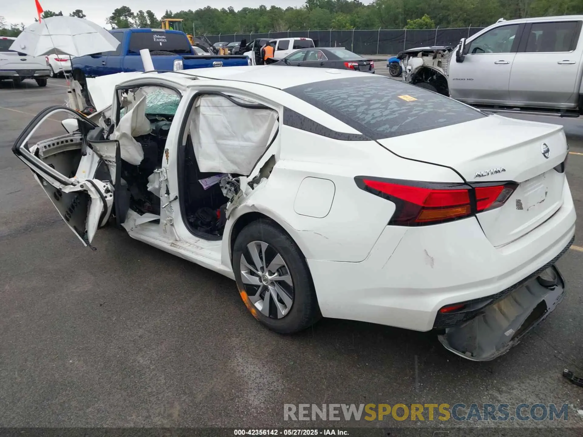 3 Photograph of a damaged car 1N4BL4BV2KC139375 NISSAN ALTIMA 2019
