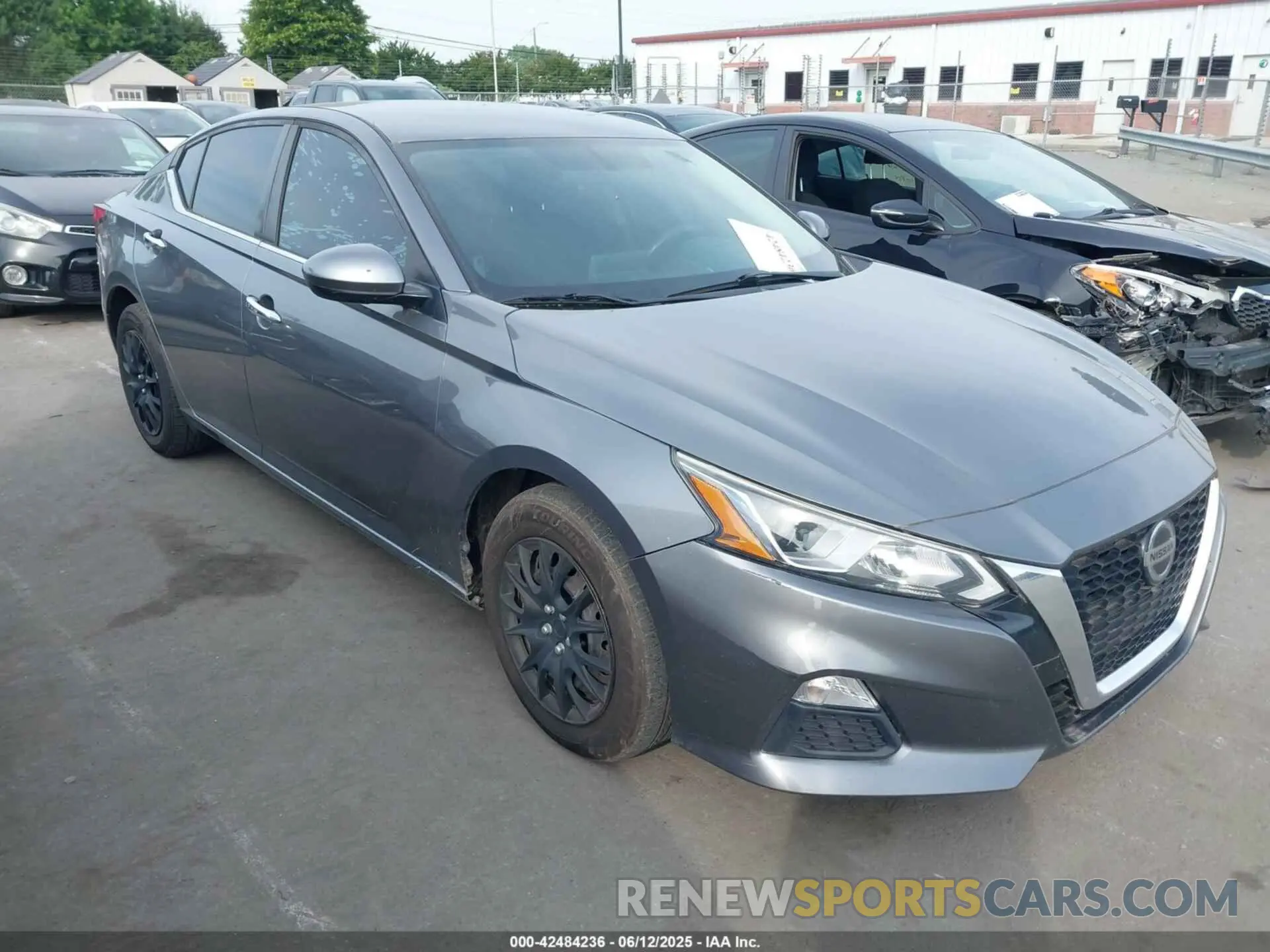 1 Photograph of a damaged car 1N4BL4BV2KC148027 NISSAN ALTIMA 2019