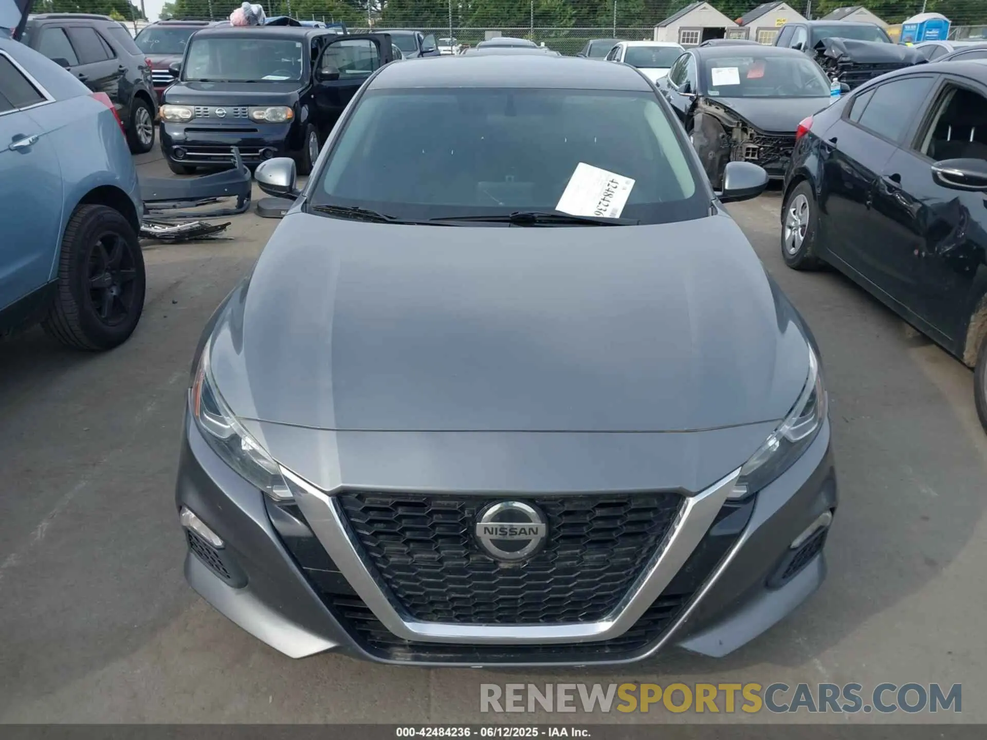 12 Photograph of a damaged car 1N4BL4BV2KC148027 NISSAN ALTIMA 2019
