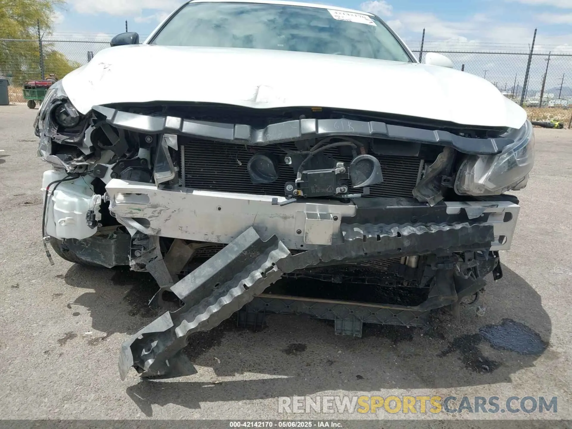 6 Photograph of a damaged car 1N4BL4BV2KC171081 NISSAN ALTIMA 2019