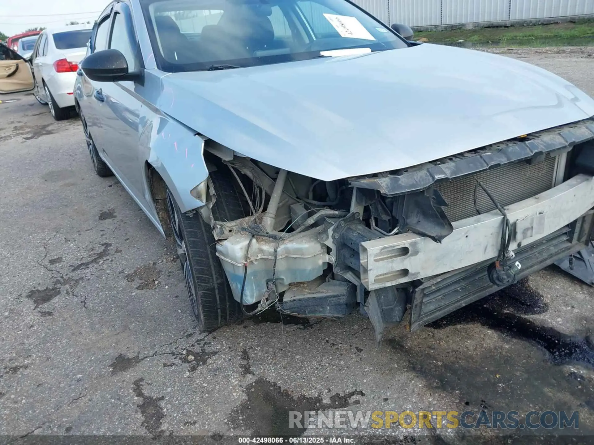 6 Photograph of a damaged car 1N4BL4BV2KC217685 NISSAN ALTIMA 2019