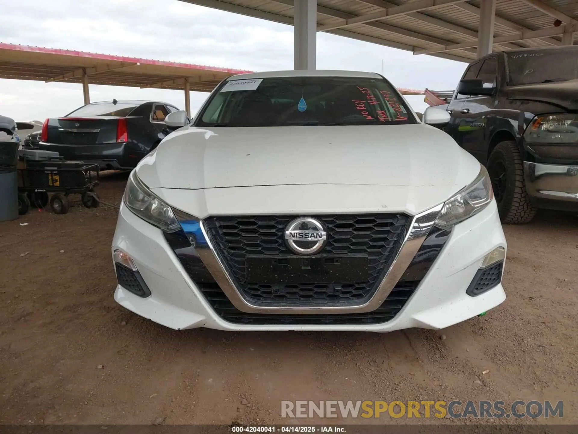 11 Photograph of a damaged car 1N4BL4BV2KC221297 NISSAN ALTIMA 2019