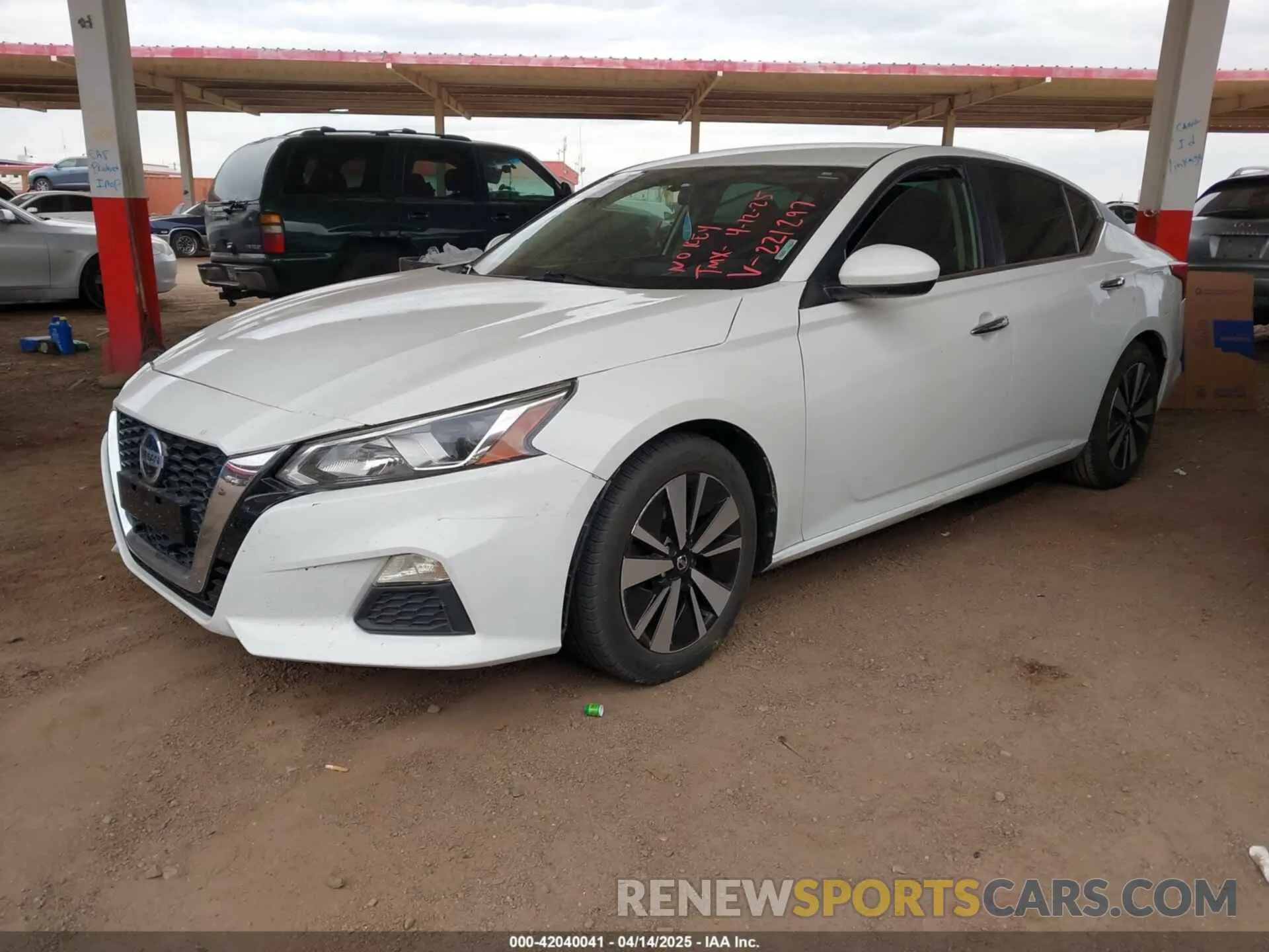 2 Photograph of a damaged car 1N4BL4BV2KC221297 NISSAN ALTIMA 2019