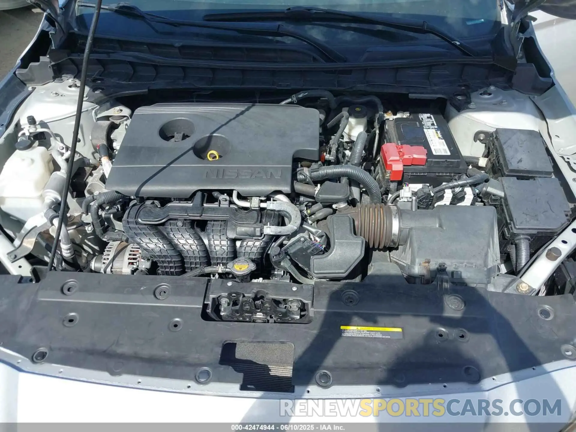 10 Photograph of a damaged car 1N4BL4BV2KC226791 NISSAN ALTIMA 2019