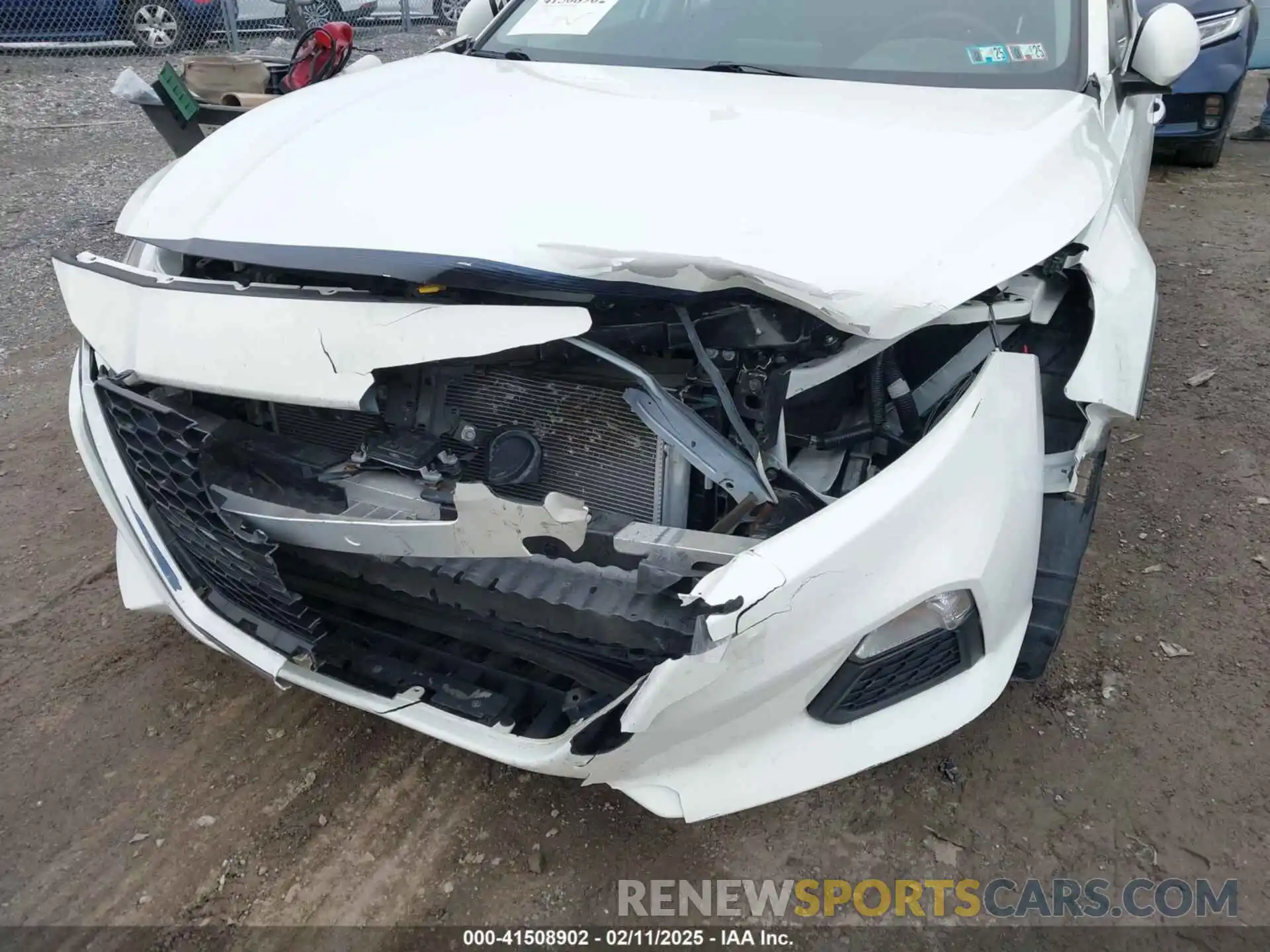 6 Photograph of a damaged car 1N4BL4BV2KC237404 NISSAN ALTIMA 2019