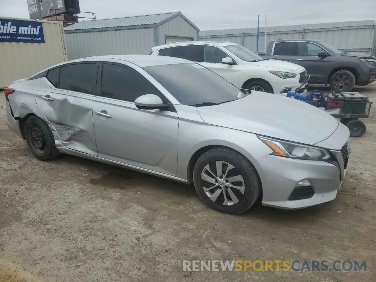 4 Photograph of a damaged car 1N4BL4BV2KC239752 NISSAN ALTIMA 2019