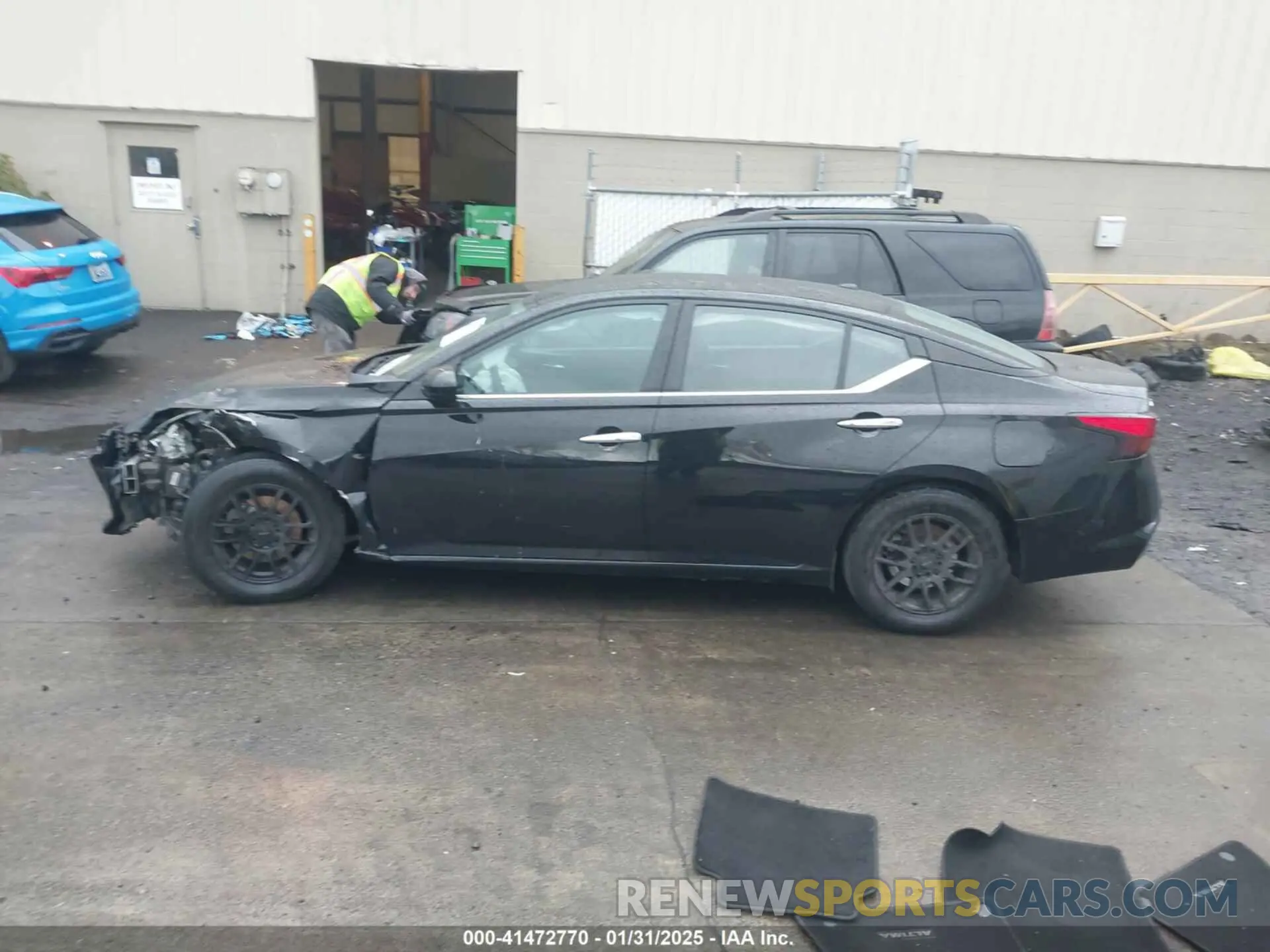 14 Photograph of a damaged car 1N4BL4BV2KC243946 NISSAN ALTIMA 2019
