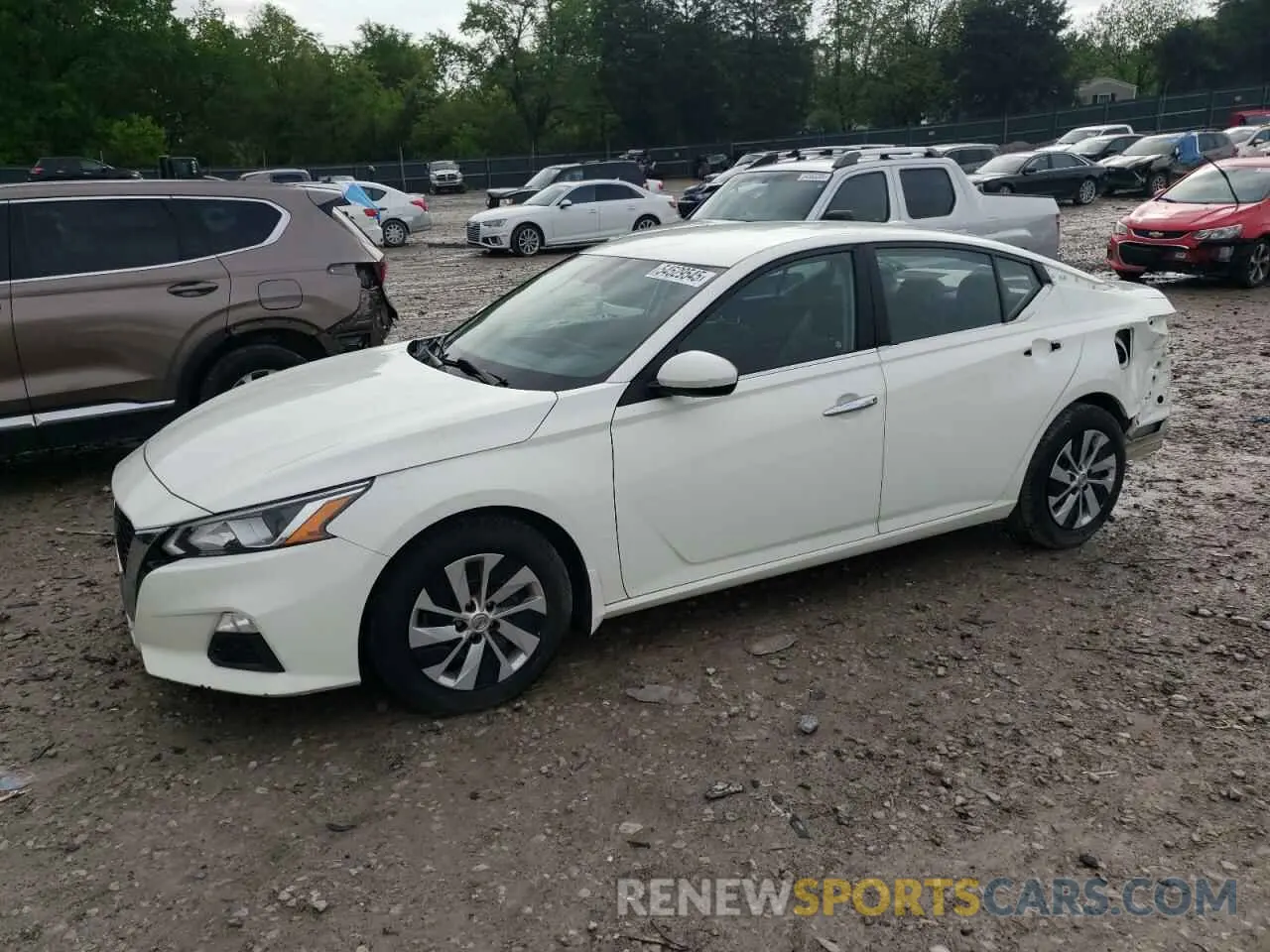 1 Photograph of a damaged car 1N4BL4BV2KC252145 NISSAN ALTIMA 2019